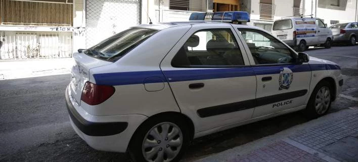Σκηνές «Φαρ-ουέστ»: Αιματηρή συμπλοκή με πυροβολισμούς σε πεζόδρομο στο Περιστέρι